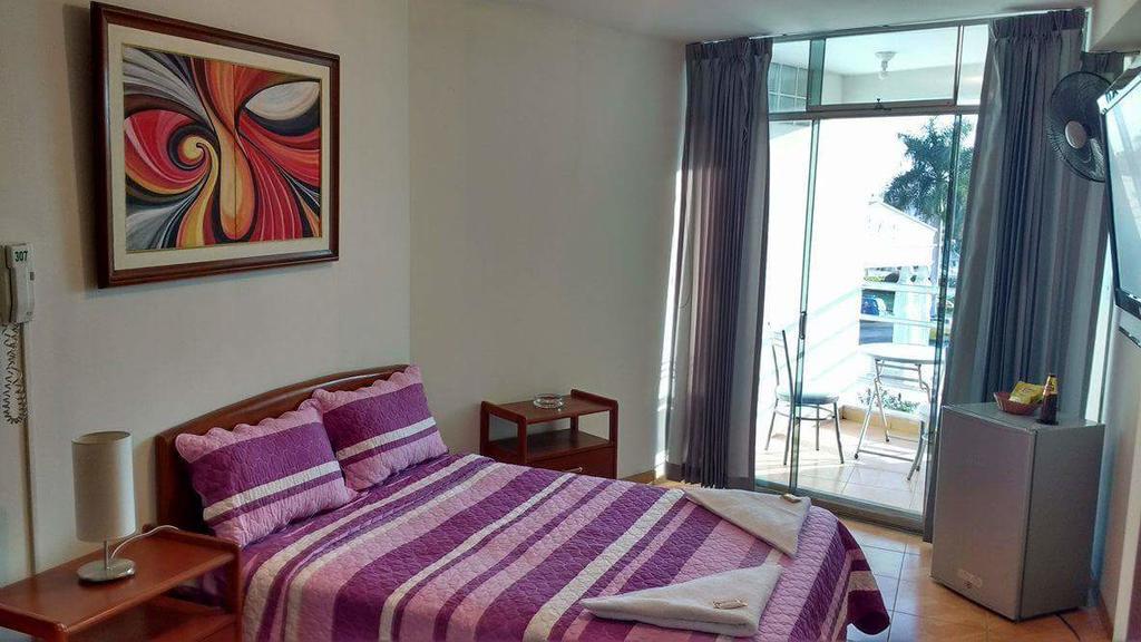 Hotel Colibri Chiclayo Bagian luar foto