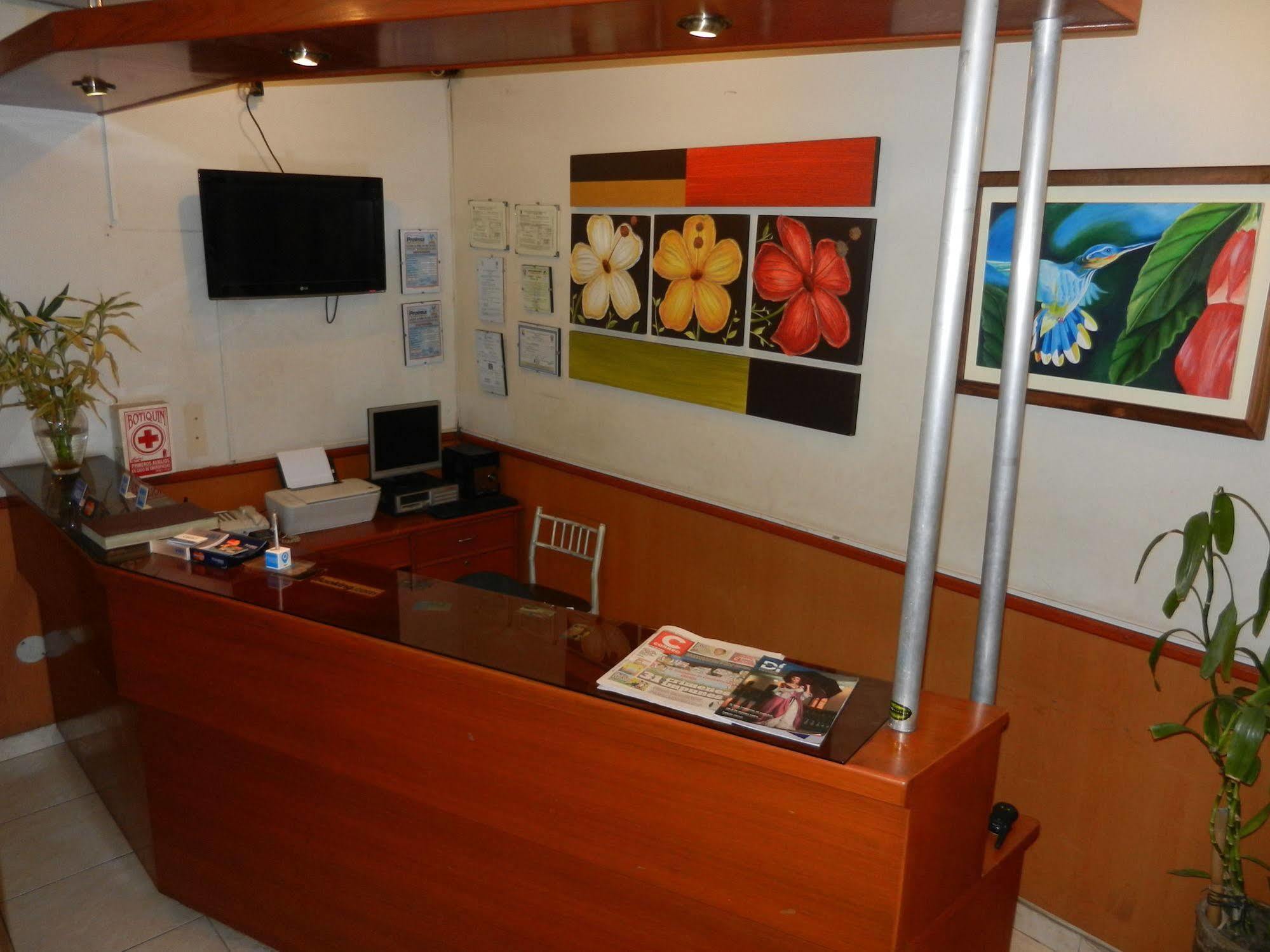 Hotel Colibri Chiclayo Bagian luar foto